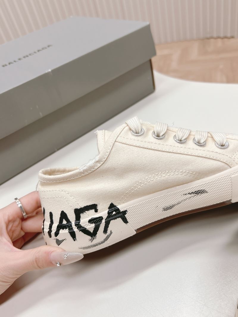 Balenciaga Low Shoes